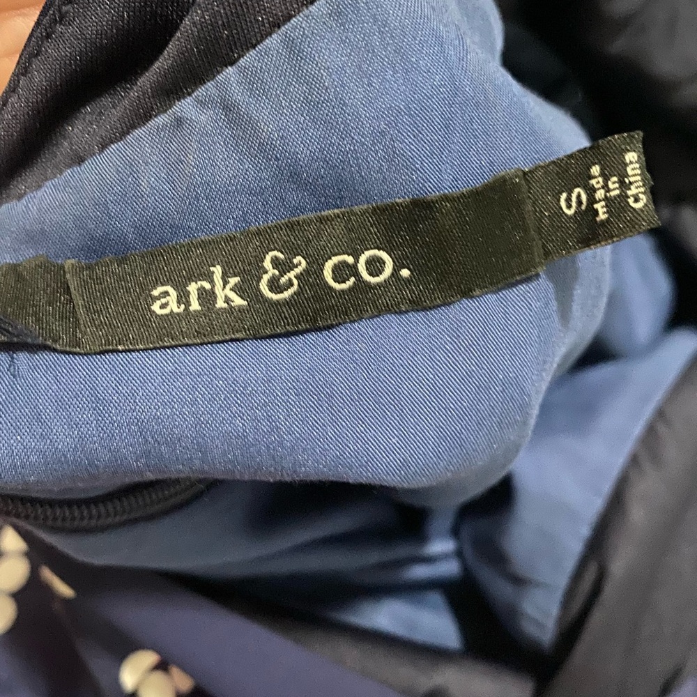 Ark & co - Picture 4 of 4